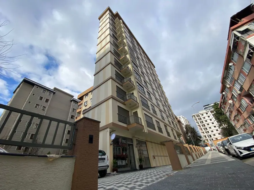 Korkutan benzerlik! Kadıköy'deki bina 269 kişinin öldüğü Rönesans rezidansı hatırlattı 1