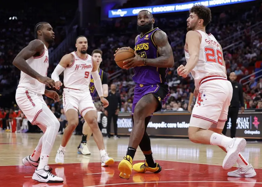 NBA'de Alperen Şengün'den 19 sayı: Rockets, Lakers'ı 128-94 yendi 1
