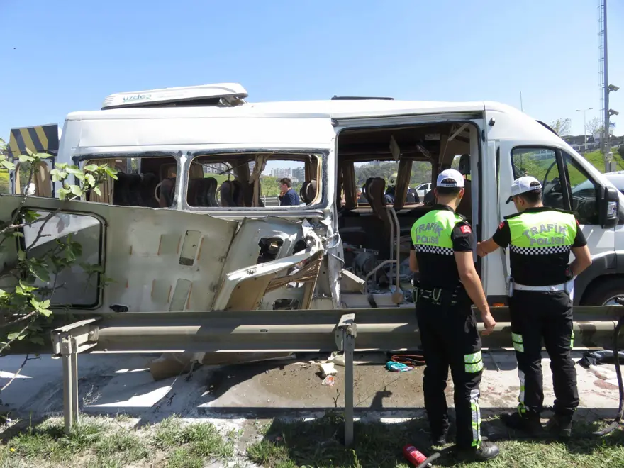 İstanbul'da üniversite servisinde patlama 