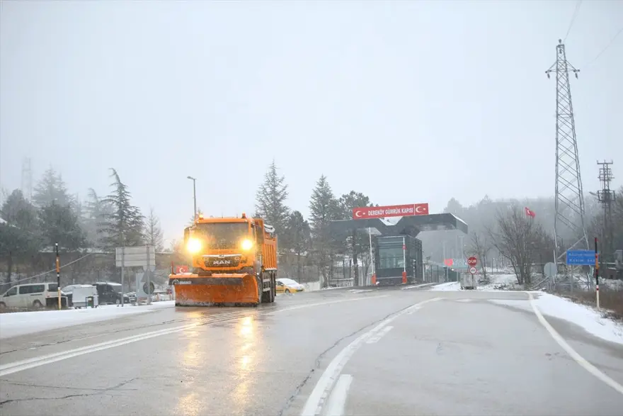 Yurtta kar yağışı (İzmir'in yüksek kesimlerinde kar yağışı etkili oldu) 9