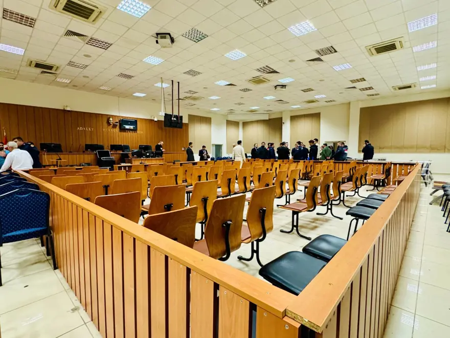 12.00 - ERHAN GÜRAN'A AİLE MECLİSİ GÖRÜNTÜSÜ SORULDU 4