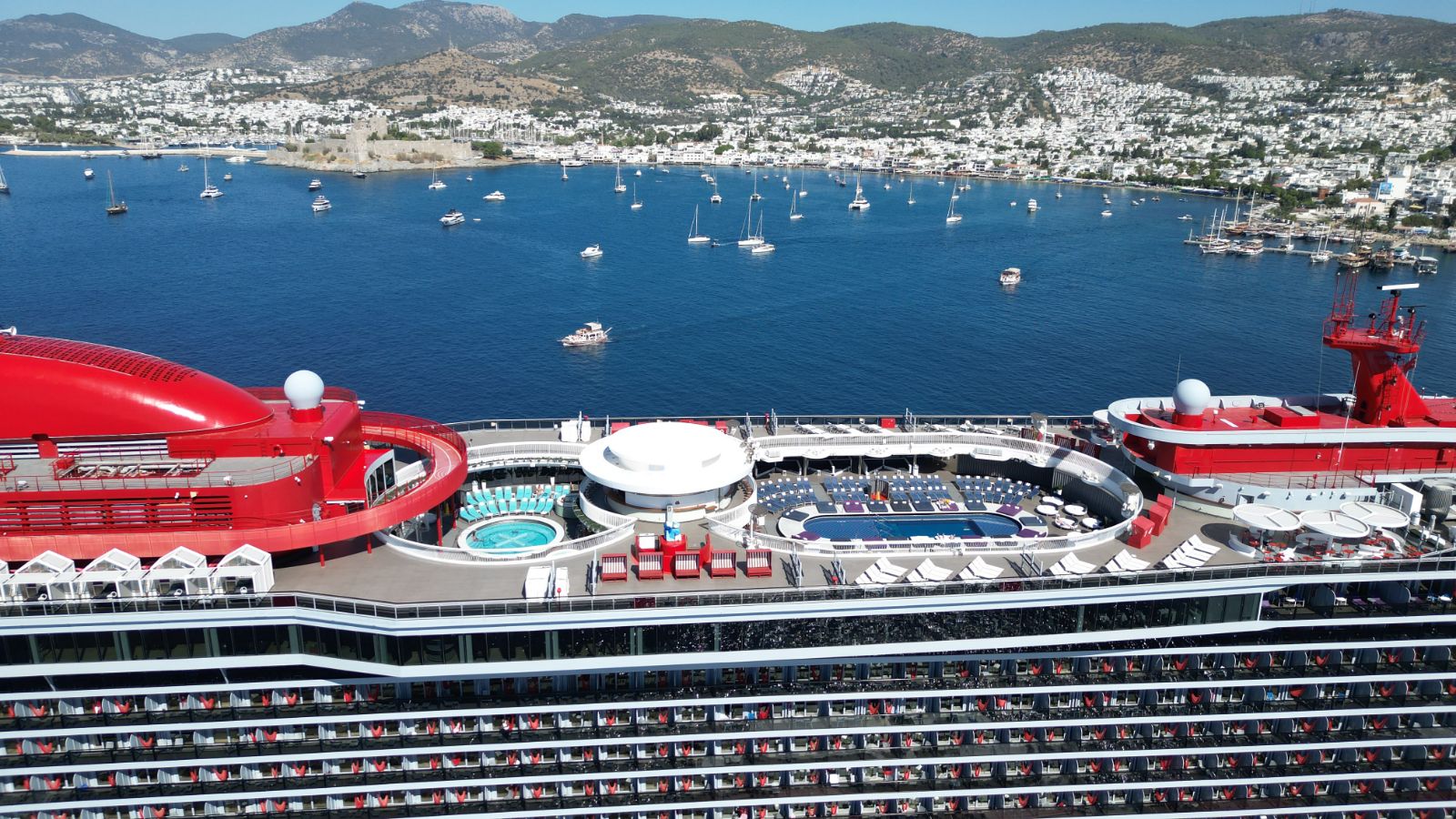 Bodrum'a dev ziyaretçi: 2 bin 521 turist getirdi