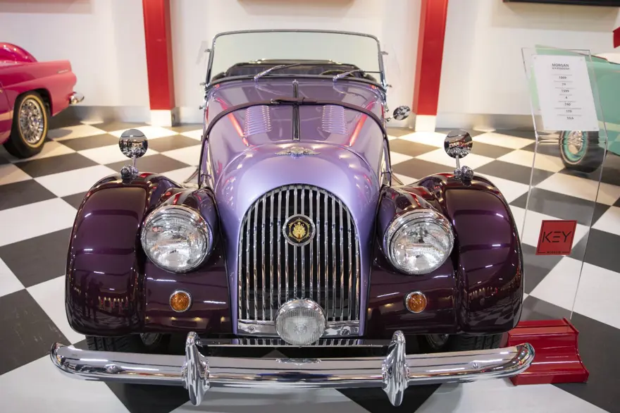 Klasik otomobil ve motosiklet müzesi Key Museum tarihe ışık tutuyor 24