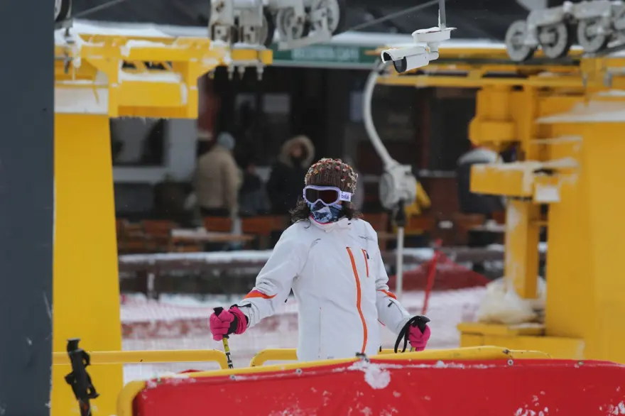 Uludağ'da pistler doldu taştı 9