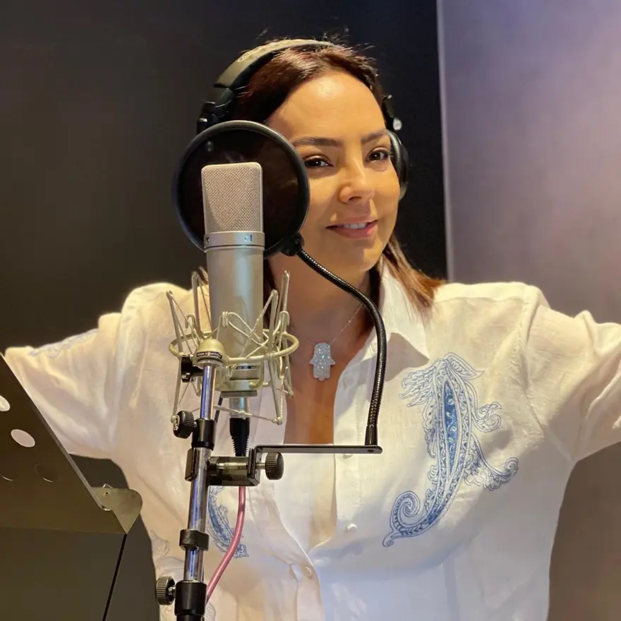 Ebru Gündeş'ten ayrılık iddialarına fotoğraflı yanıt 