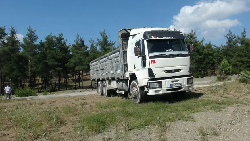 Kilis’tefeci ölüm: Tamir etmeye çalıştıkları kamyonun altında kaldılar 4