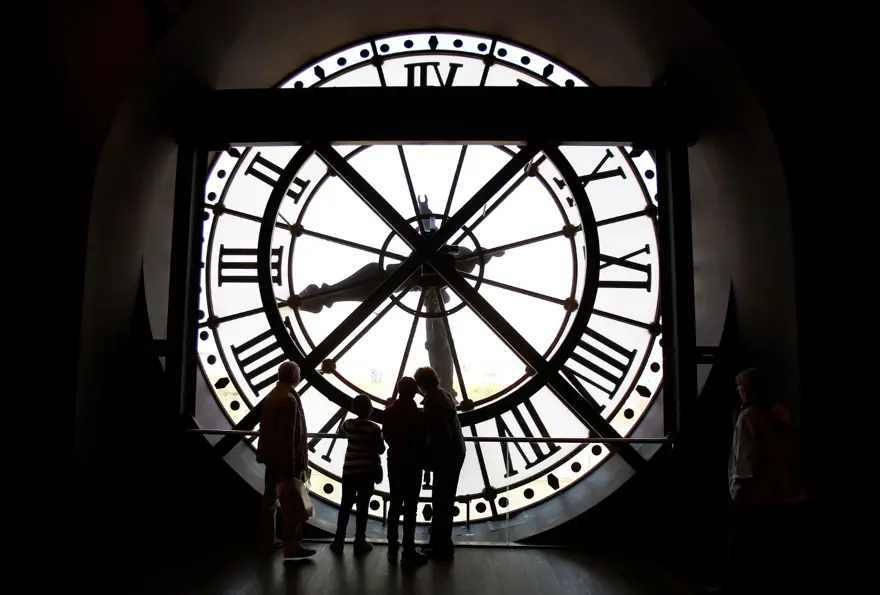 Dünyaca ünlü Orsay Müzesi'nde tartışma yaratan olay: Kıyafeti yüzünden alınmadı 1