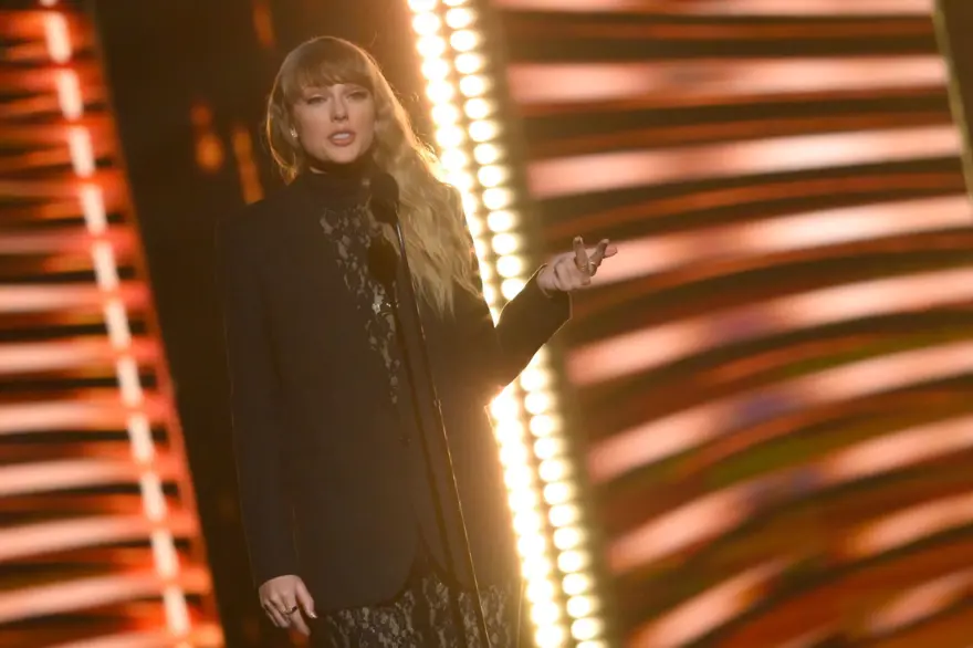 Yeni klibi nedeniyle Taylor Swift'e 'beden aşağılama' tepkisi 