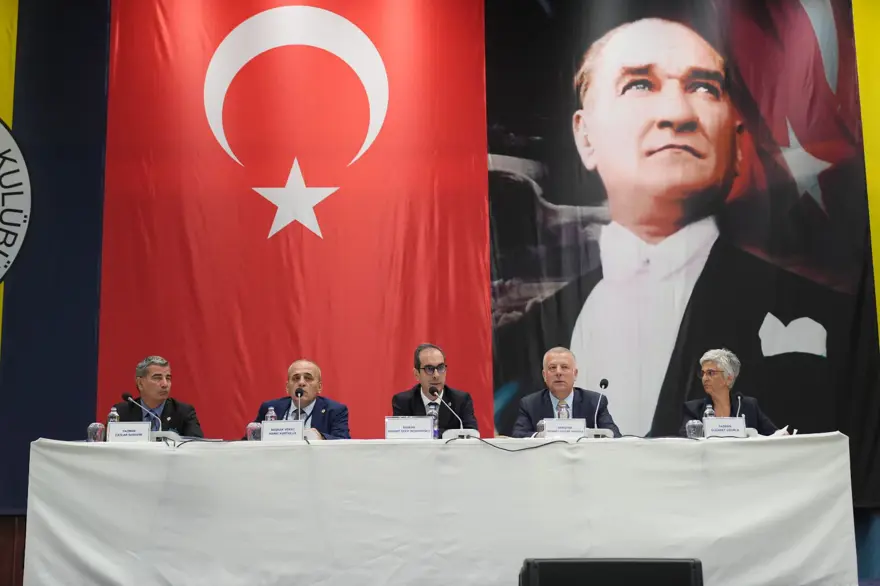 Fenerbahçe Kulübü Yüksek Divan Kurulu toplantısı başladı: Ali Koç ve Aziz Yıldırım bir arada! 7 Fenerbahçe Kulübü Yüksek Divan Kurulu toplantısı başladı: Ali Koç ve Aziz Yıldırım bir arada! 7