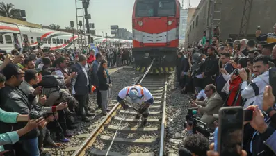 Oruçlu haliyle 279 tonluk treni çekti