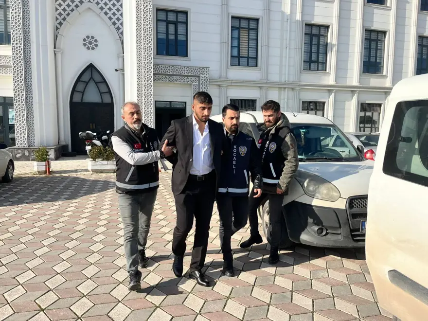 SALDIRGAN TUTUKLANDI 4 SALDIRGAN TUTUKLANDI 4