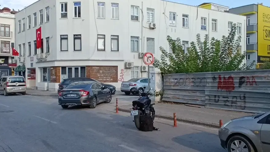Trafik magandasının tekerlek şovu kaza getirdi 3