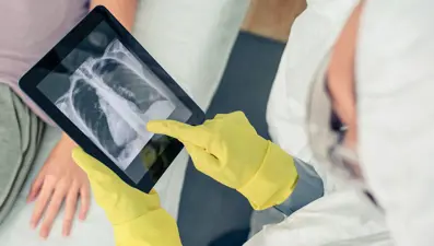 Omicron akciğerlere daha az zarar veriyor: 6 çalışmadan ortak sonuç