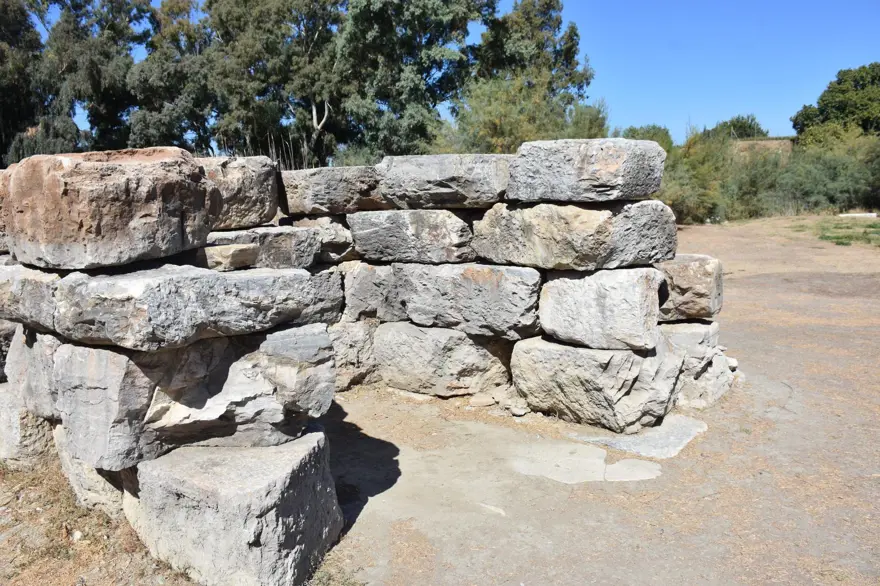 İzmir'deki dünya harikası Artemis Tapınağı tarihi dokusuna kavuşuyor 8 İzmir'deki dünya harikası Artemis Tapınağı tarihi dokusuna kavuşuyor 8