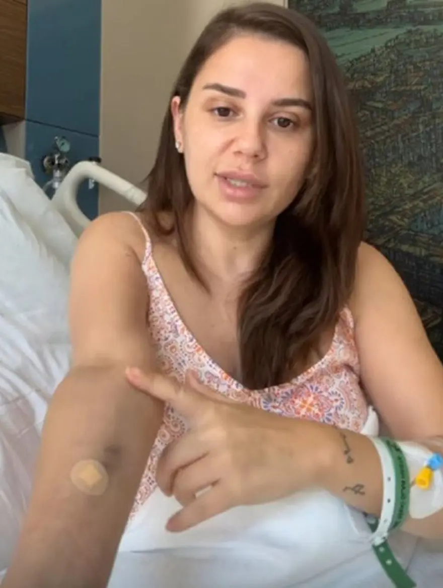 Şarkıcı Merve Özbey: Bugünü görebileceğime dair çok umudum yoktu Şarkıcı Merve Özbey: Bugünü görebileceğime dair çok umudum yoktu