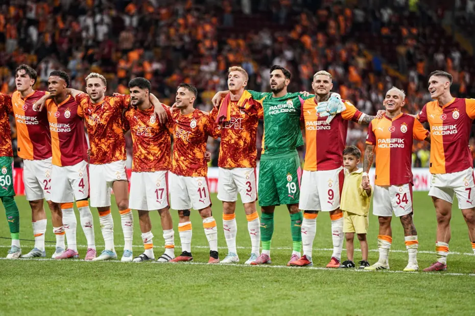 Galatasaray'ın kamp kadrosu açıklandı