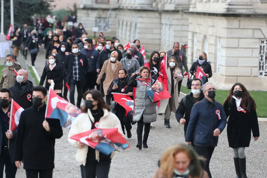 Büyük Önder Atatürk Dolmabahçe'de anıldı 27