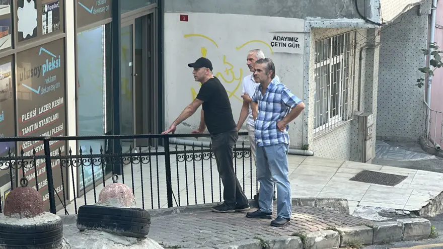 KAMYONET VİNÇLE ÇIKARTILDI 5 KAMYONET VİNÇLE ÇIKARTILDI 5