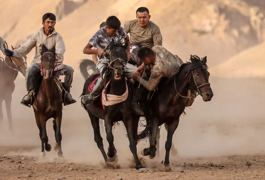 Van'daki Kırgız Türkleri ülkelerinin 31. bağımsızlık yıl dönümünü kutladı 4 Van'daki Kırgız Türkleri ülkelerinin 31. bağımsızlık yıl dönümünü kutladı 4