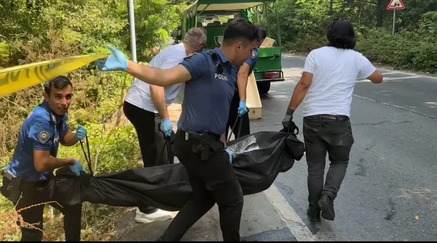 BAŞINA ÇÖP POŞETİ GEÇİRİLMİŞ HALDE BULUNDU 5 BAŞINA ÇÖP POŞETİ GEÇİRİLMİŞ HALDE BULUNDU 5