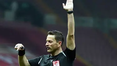 Fenerbahçe-Sivasspor rövanşında hakem Volkan Bayarslan düdük çalacak