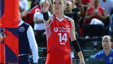 Eda Erdem Dündar: Cumhuriyet'e büyük bir borç hissediyorum