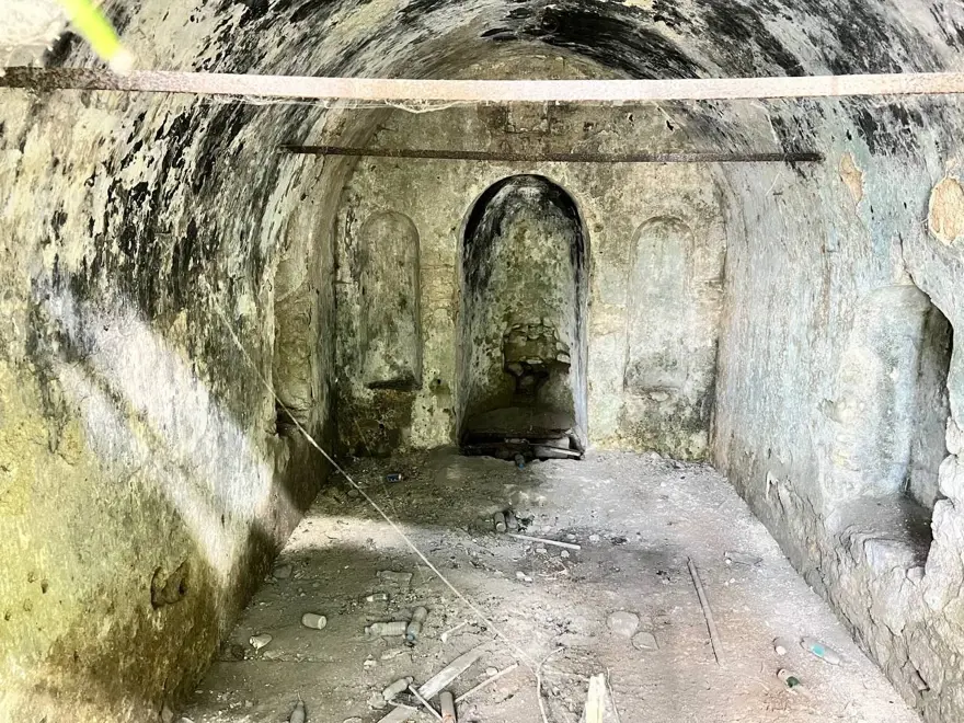 Bağcılar'da şapel keşfedildi 3 Bağcılar'da şapel keşfedildi 3