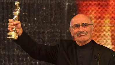 Oyuncu Tuncel Kurtiz'in vefatının üzerinden 12 yıl geçti