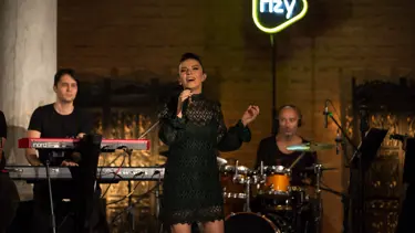 Fizy, ilk özel video çalışmasını Fatma Turgut’la gerçekleştirdi