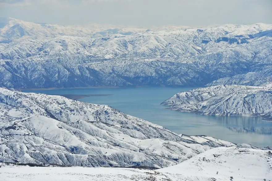 Tunceli'nin karla kaplı zirveleri trekking ve fotoğraf tutkunlarını ağırlıyor 2