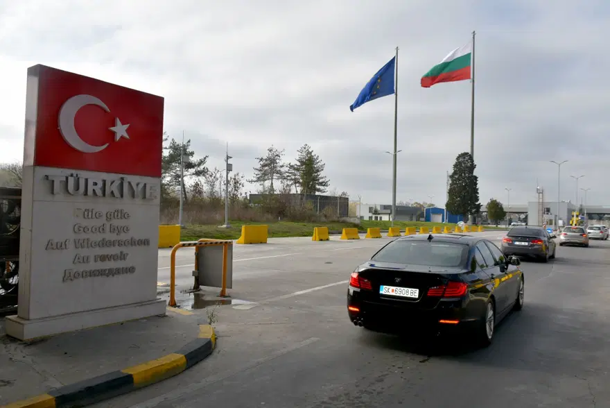 Bulgaristan her geçişte PCR şartını kaldırdı: Edirneli esnaf karardan memnun 2 Bulgaristan her geçişte PCR şartını kaldırdı: Edirneli esnaf karardan memnun 2