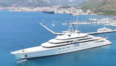 Rus milyarder Abramoviç'in yatı Marmaris'te