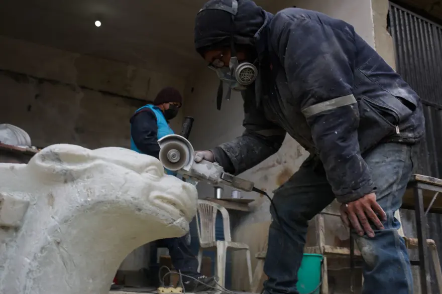 Bolivya'daki heykeltıraş, çizgi roman ve film karakterlerini yeniden oluşturuyor 10 Bolivya'daki heykeltıraş, çizgi roman ve film karakterlerini yeniden oluşturuyor 10
