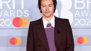 Harry Styles, ABD'deki silahlı saldırı olaylarını sona erdirmek için 1 milyon dolar bağış sözü verdi