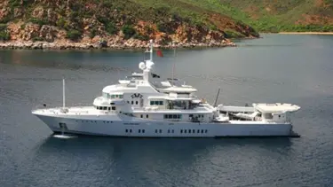 Yatlar niye elektrikli değil?