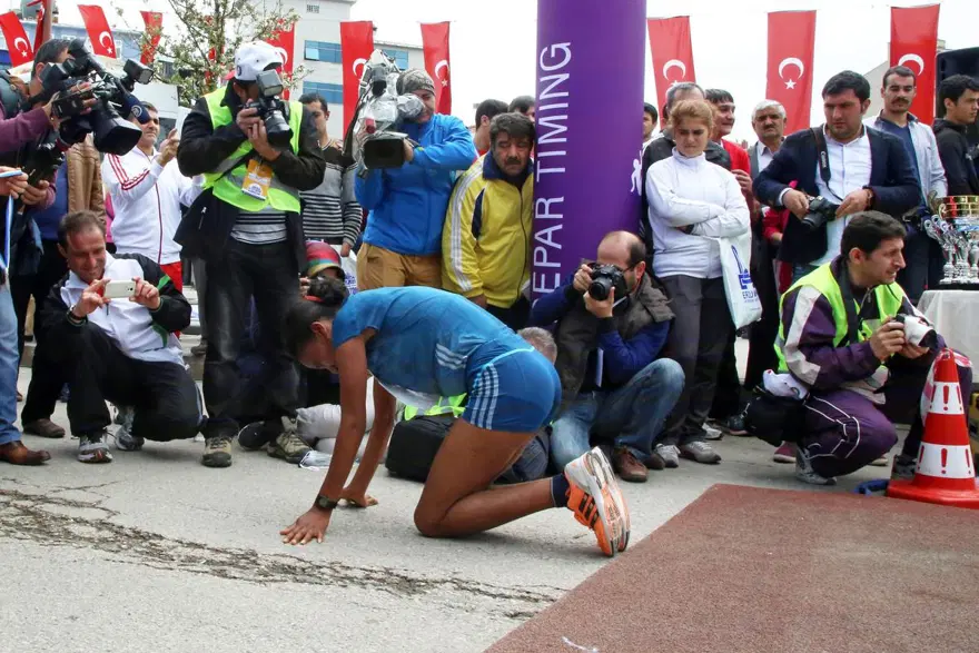 1. Uluslararası Erzurum Yarı Maratonu koşuldu 16 1. Uluslararası Erzurum Yarı Maratonu koşuldu 16