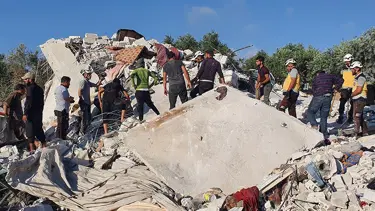 Rusya'nın İdlib'e düzenlediği hava saldırısında 7 sivil öldü