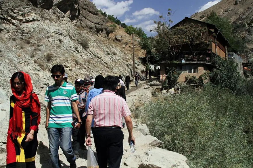 Tahran'da dağ yürüyüşleri 2