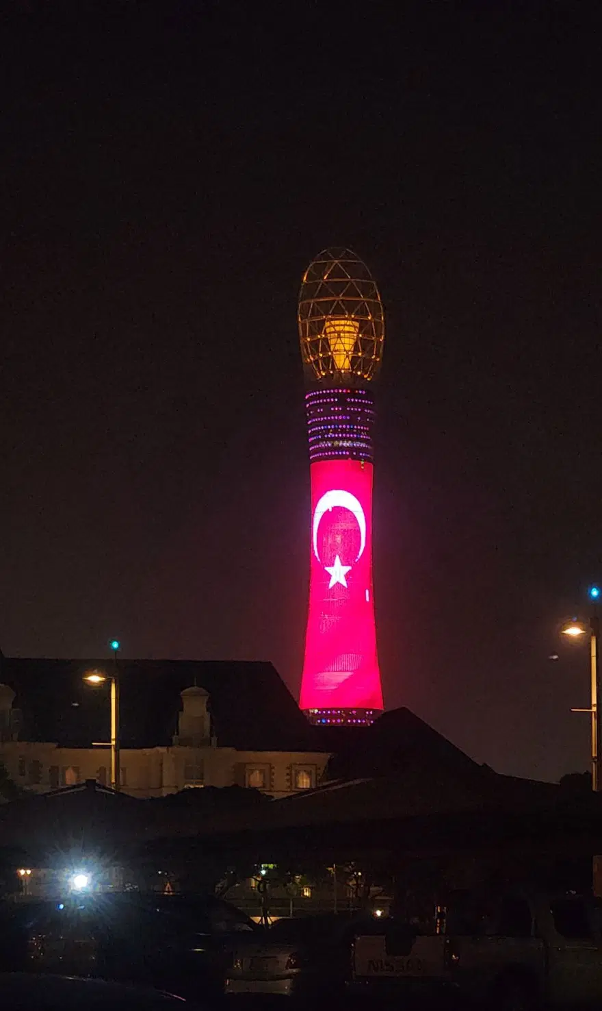 Dünyadan depzemzedelere duygulandıran destekler: 12 yaşındaki çocuk çay satarak para topluyor 10 Dünyadan depzemzedelere duygulandıran destekler: 12 yaşındaki çocuk çay satarak para topluyor 10