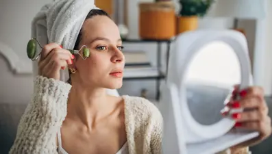 Cilt bakımında yapılmaması gerekenler: pH dengesini bozuyor