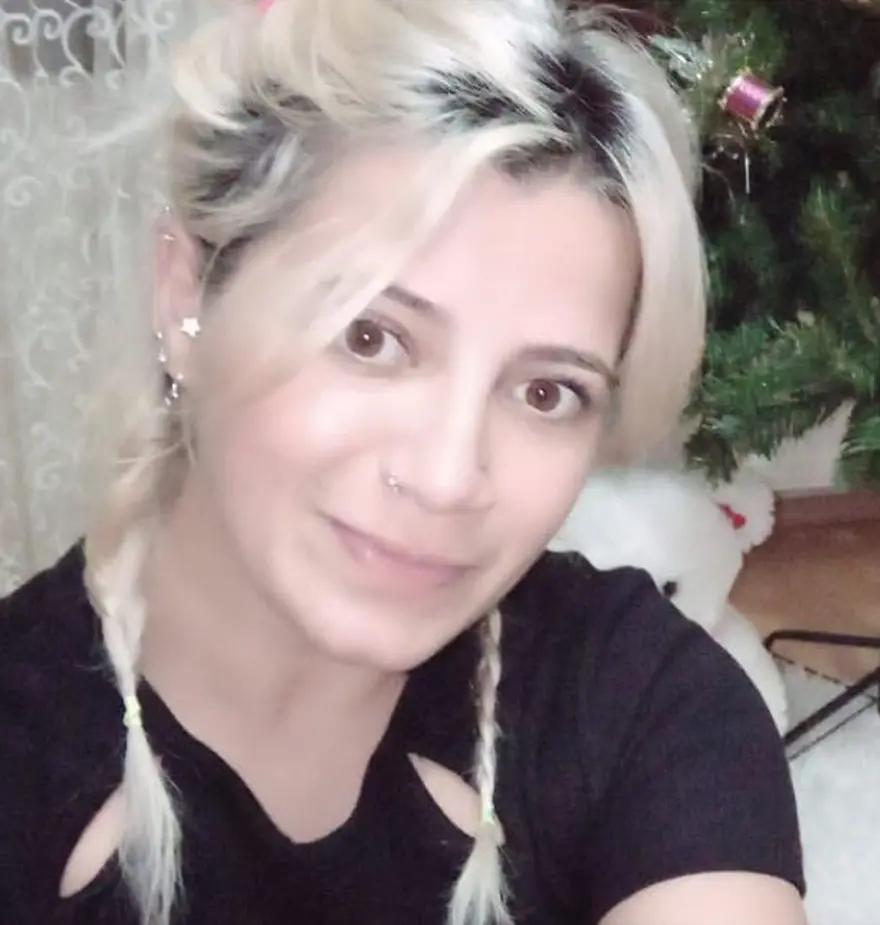 Ankara’da vahşet: Eşini öldürdü, kendisini engellemekisteyen oğlunu yaralayıp 4’üncü kattan atladı Ankara’da vahşet: Eşini öldürdü, kendisini engellemekisteyen oğlunu yaralayıp 4’üncü kattan atladı