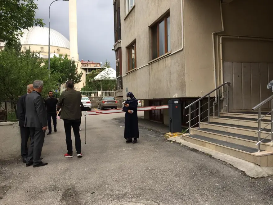 Bingöl'de 5,7 büyüklüğünde deprem: Bir şehit, 18 yaralı 15