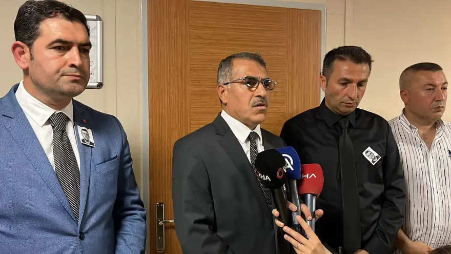 "CİNAYETİN EĞİTİMLE, OKULLA, ÖĞRENCİLERİYLE HİÇBİR İLGİSİ YOK" 6 "CİNAYETİN EĞİTİMLE, OKULLA, ÖĞRENCİLERİYLE HİÇBİR İLGİSİ YOK" 6