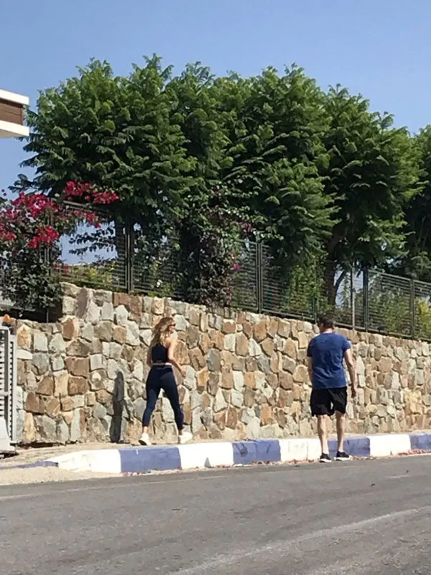 Fikret Orman,Tuğba Coşkun, Fikret Orman ve Tuğba Coşkun sabah yürüyüşü, Fikret Orman ve Tuğba Coşkun sabah sporu, ikret Orman ve Tuğba Coşkun Bodrum'da 7