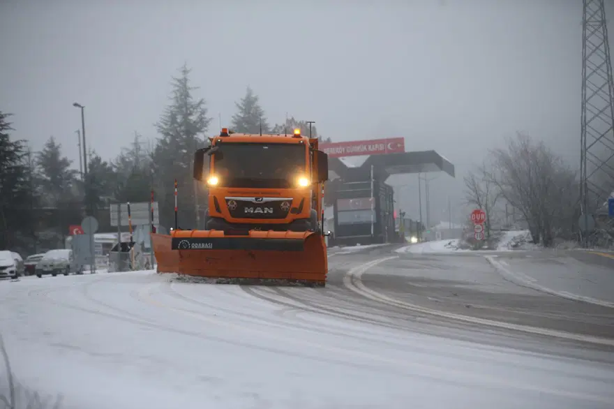 Trakya'da kar yağışı etkili oluyor 4