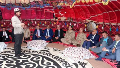 Kırgız Türklerinden Mehmetçik'e anlamlı destek