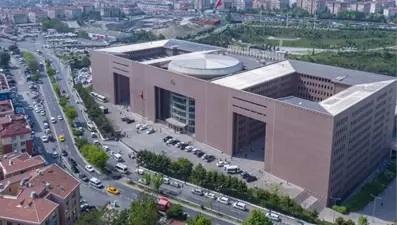 "Tanıdık savcı" şebekesine dava