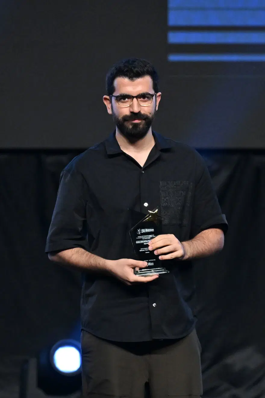 Altın Koza Film Festivali ödülleri sahiplerini buldu 7 Altın Koza Film Festivali ödülleri sahiplerini buldu 7