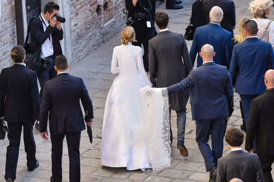 Dünyanın en zengin üçüncü kişisinin oğlu AlexandreArnault evlendi 31 Dünyanın en zengin üçüncü kişisinin oğlu AlexandreArnault evlendi 31