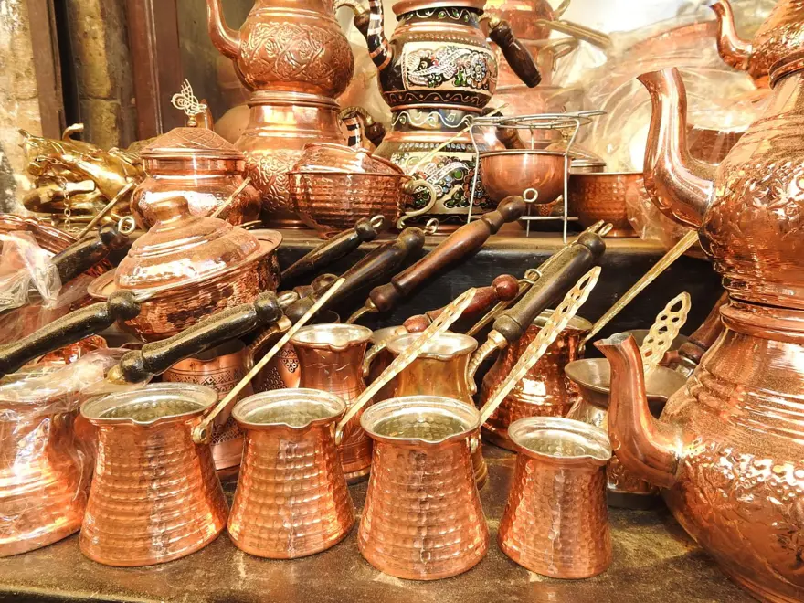 Suriyeli bakırcı ustası, mesleğine ülkesinde devam edecek: Vatanımıza dönmek için gün sayıyoruz 7